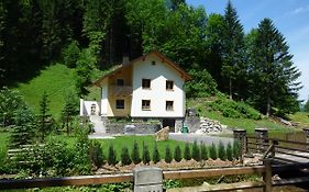 Gaestehaus Forstner